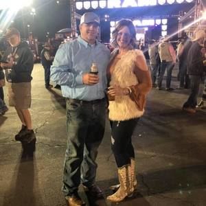 Meet your Posher, Mikestef